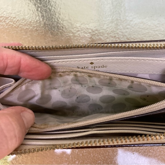 Preowned Kate Spade Madison Saffiano Leather Large Continental Wallet Conch Pink - Picture 12 of 14